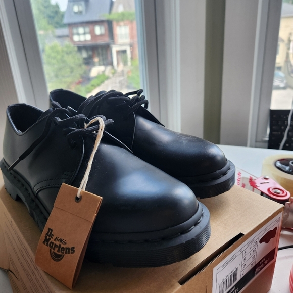 Dr. Martens 6/111461 MONO SMOOTH LEATHER OXFORD SHOES size 8 BNWB (no lid) - Picture 5 of 9